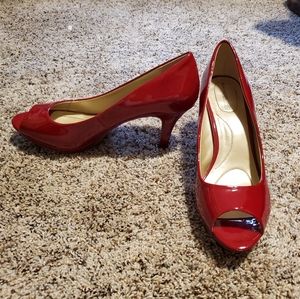 Bandolino Peep Toe Platform Pump